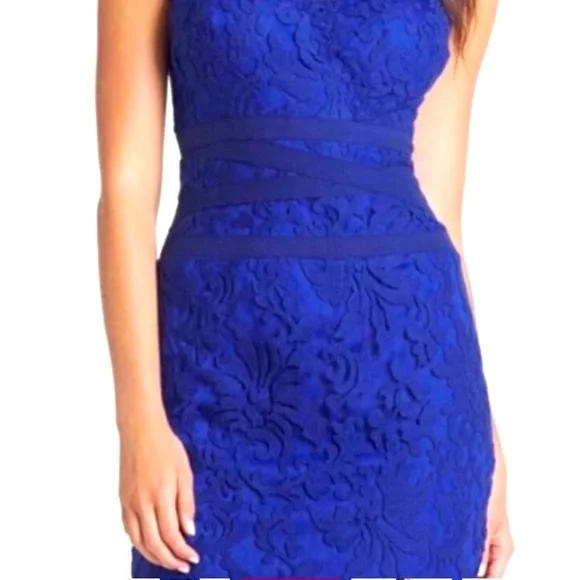 Tadashi Shoji Blue Sheath Dress with Sweetheart Neckline - Picture 2 of 6